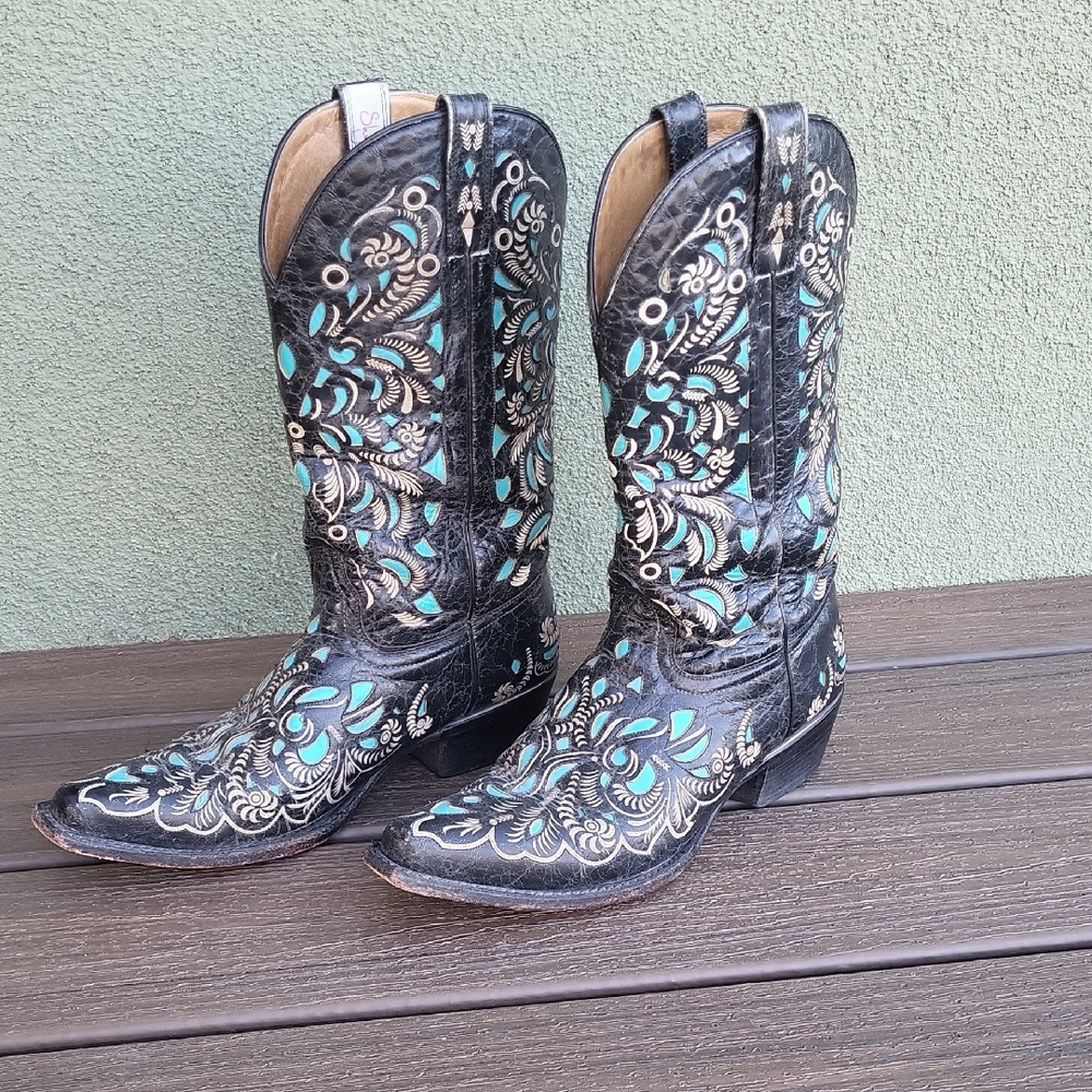 Shyanne Black and Blue Embroidered Western Boots